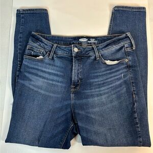 Old Navy Rockstar Super Skinny Jean